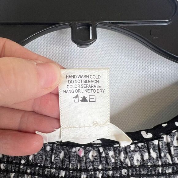 Urban Romantics Long Sleeve Smocked Peplum Patterned Blouse Size XS - Picture 8 of 9